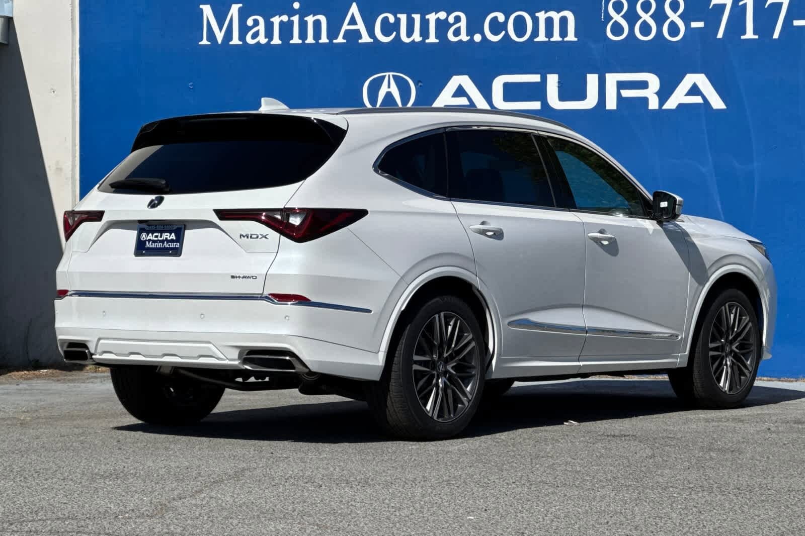 2025 Acura MDX SH-AWD Advance photo 4