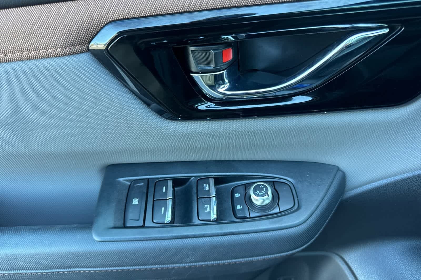 2025 Subaru Forester Sport - Photo 11
