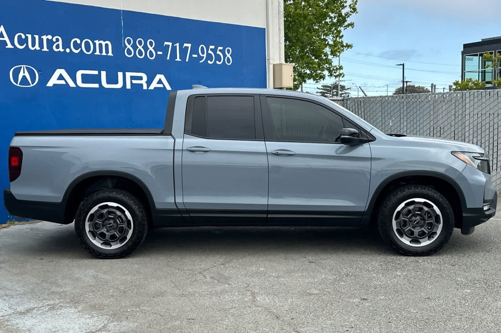 Used 2024 Honda Ridgeline TrailSport with VIN 5FPYK3F67RB013313 for sale in Corte Madera, CA