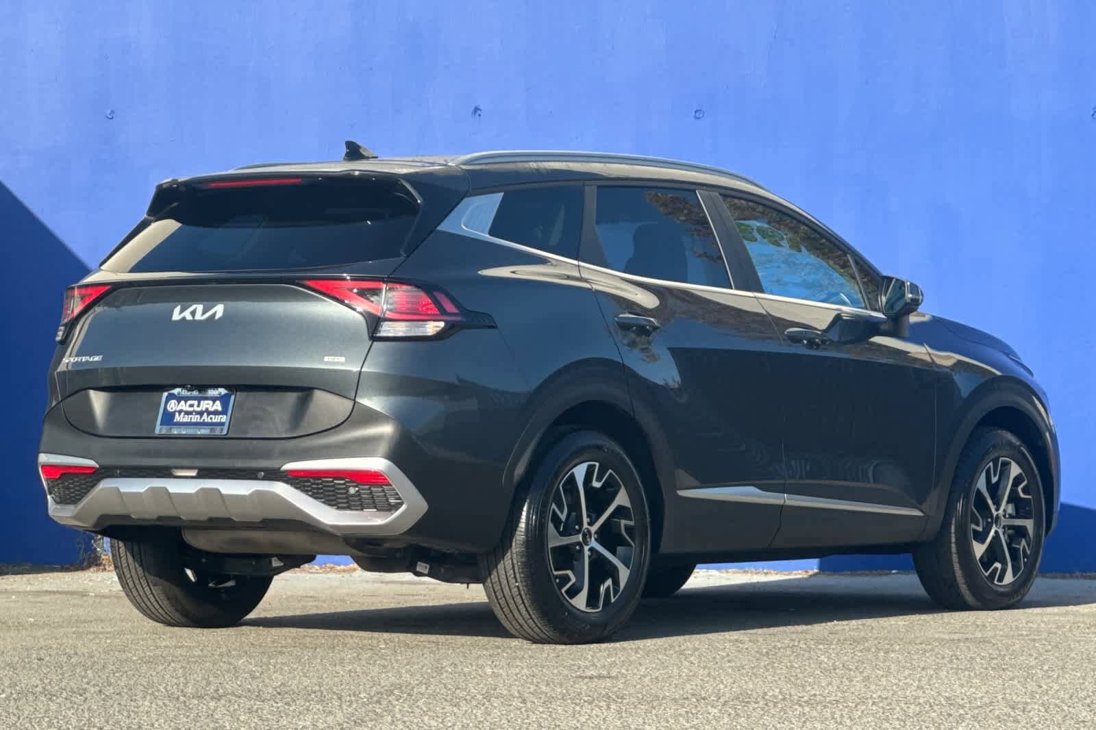 2025 Kia Sportage Hybrid EX photo 3