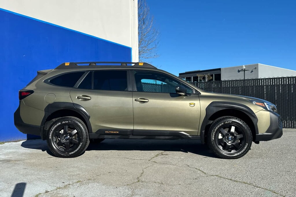 2025 Subaru Outback Wilderness photo 2