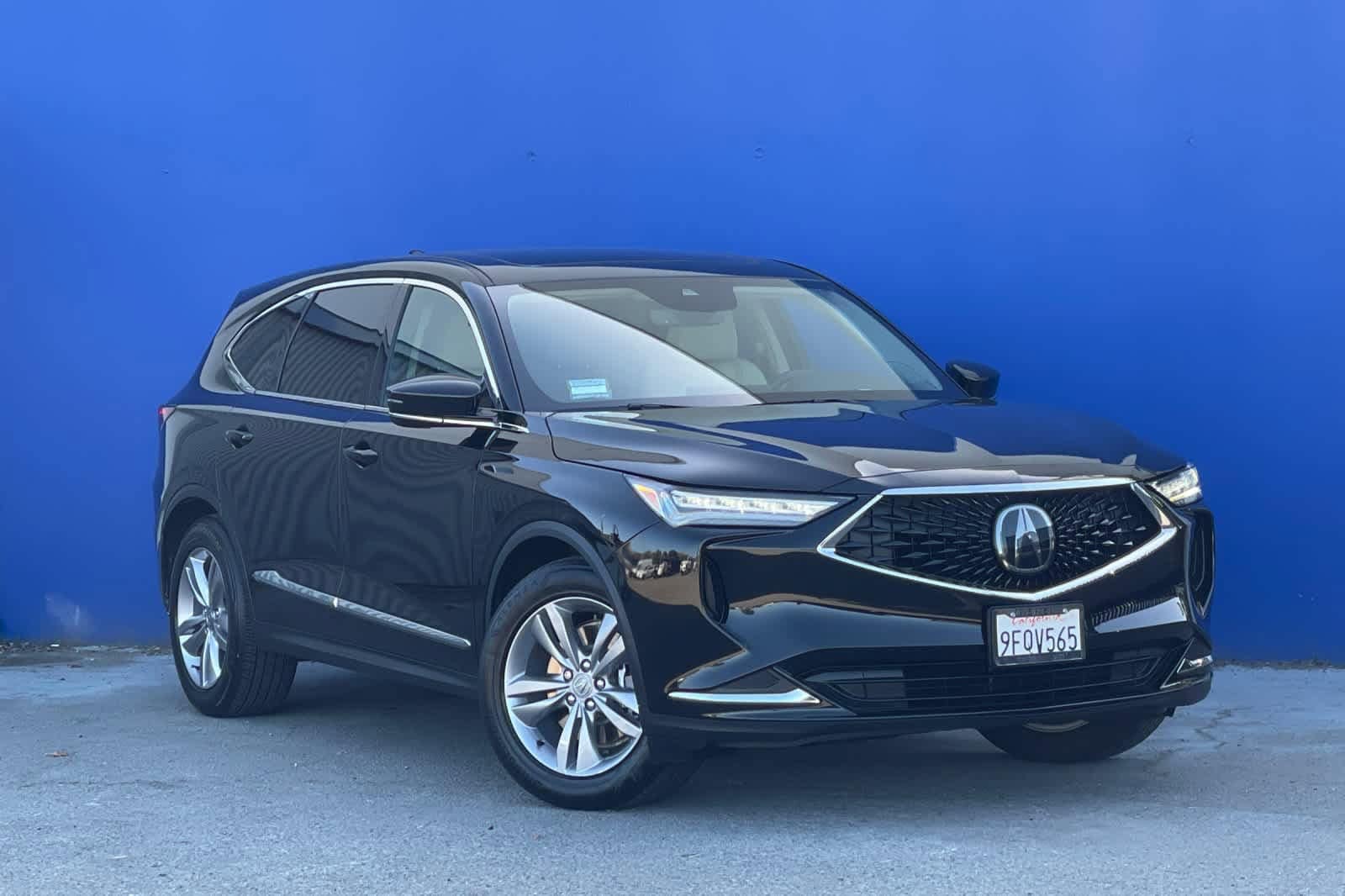 2023 Acura MDX SH-AWD's photo