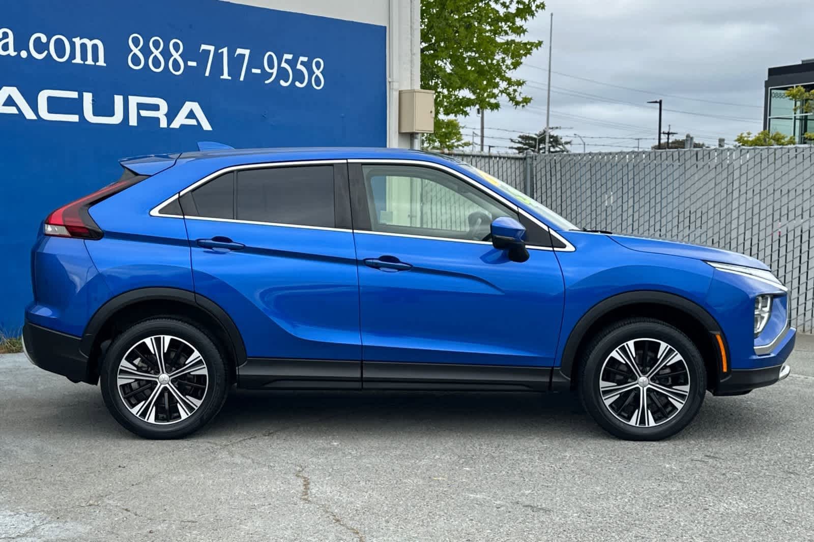 Used 2022 Mitsubishi Eclipse Cross SE with VIN JA4ATWAA5NZ051691 for sale in Corte Madera, CA