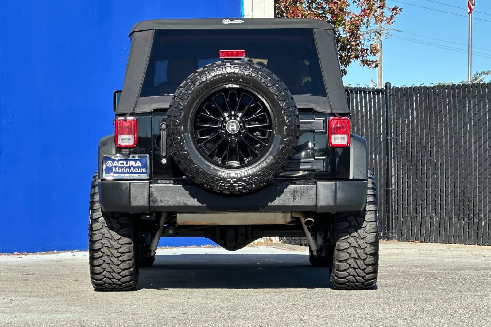 2016 Jeep Wrangler Unlimited Sport photo 4