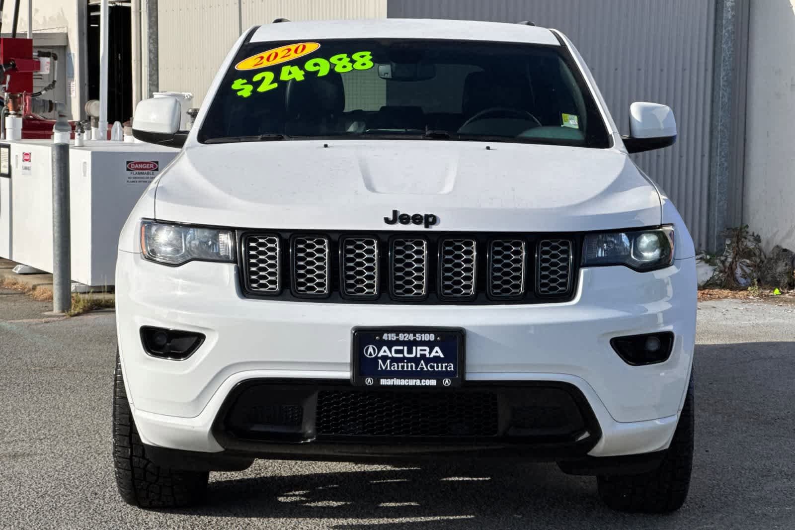 2020 Jeep Grand Cherokee Altitude photo 3