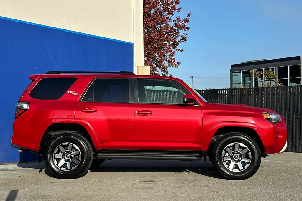 Used 2024 Toyota 4Runner TRD Off Road SUV