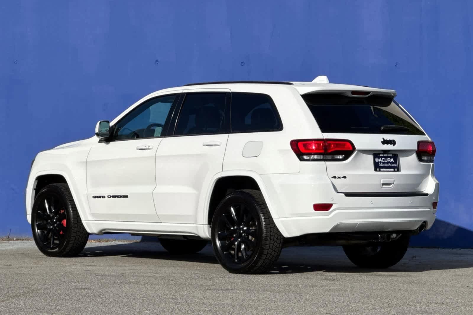 2020 Jeep Grand Cherokee Altitude photo 4