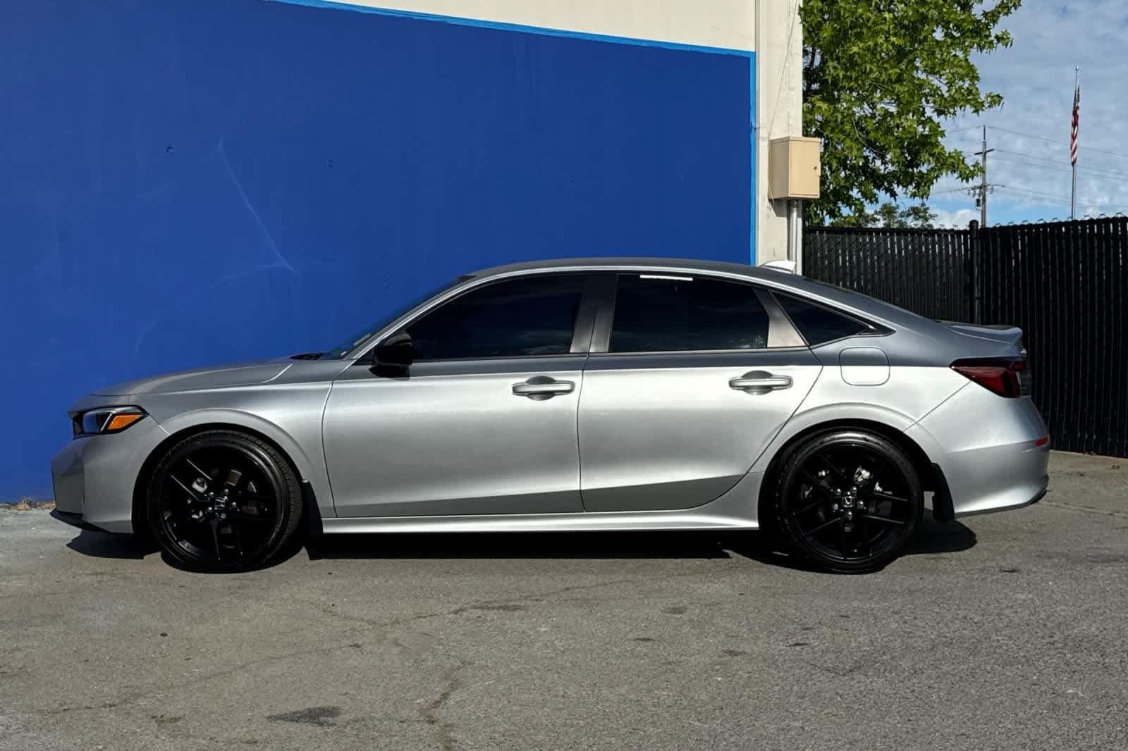 2025 Honda Civic Sport photo 5