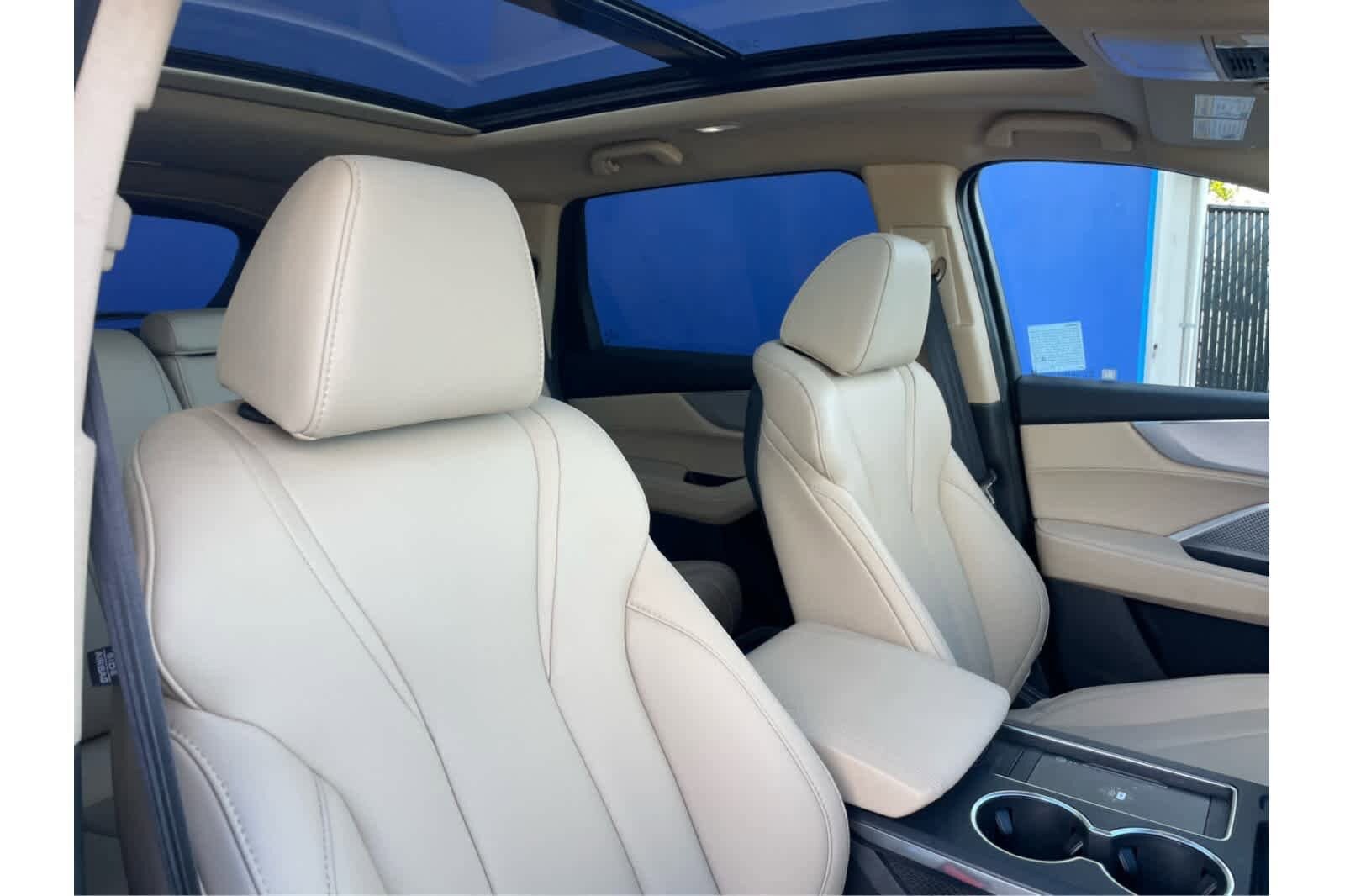 2025 Acura MDX SH-AWD photo 2