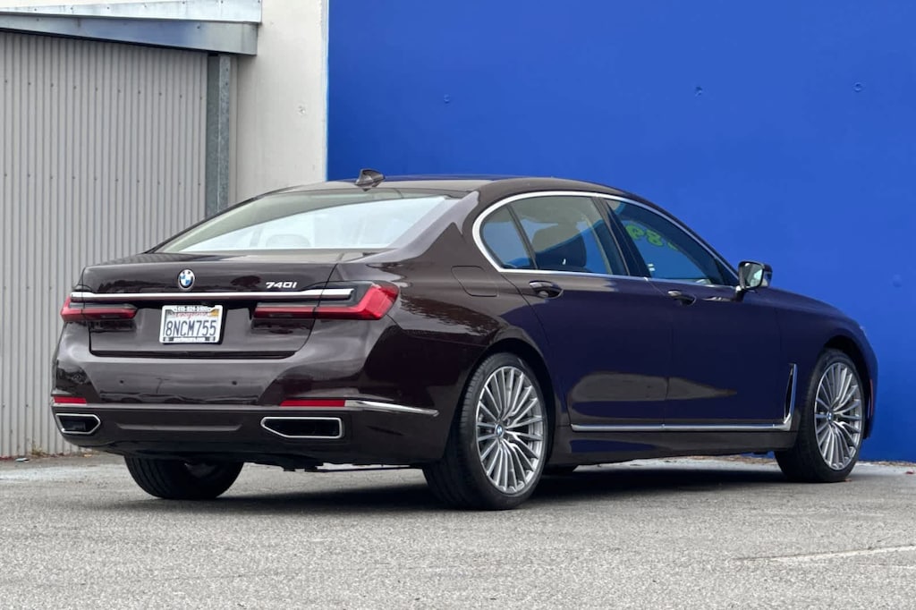 Used 2020 BMW 740i  Sedan