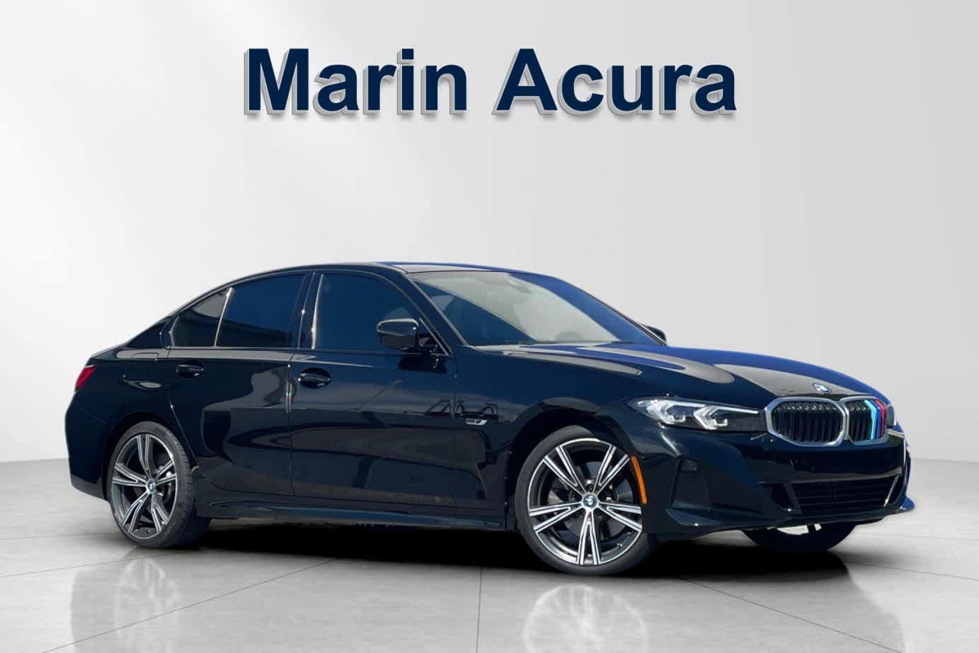2023 BMW 3 Series 330e Sedan's photo