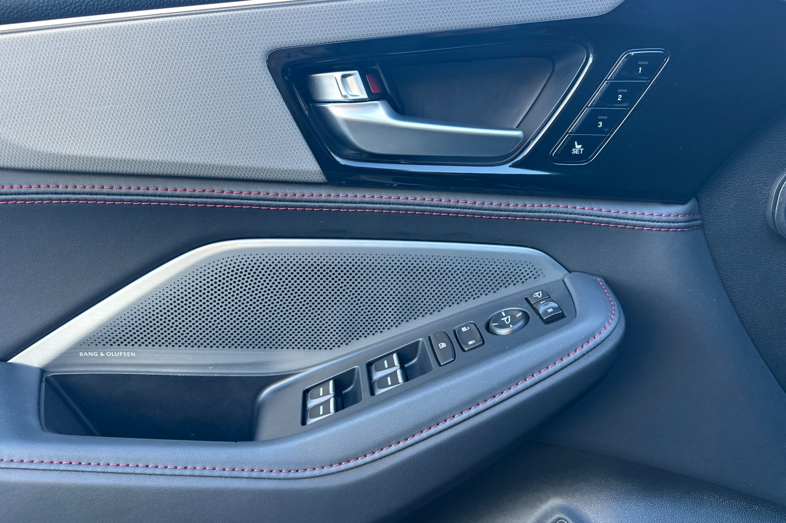 2026 Acura MDX A-Spec w/Advance Package - Photo 9
