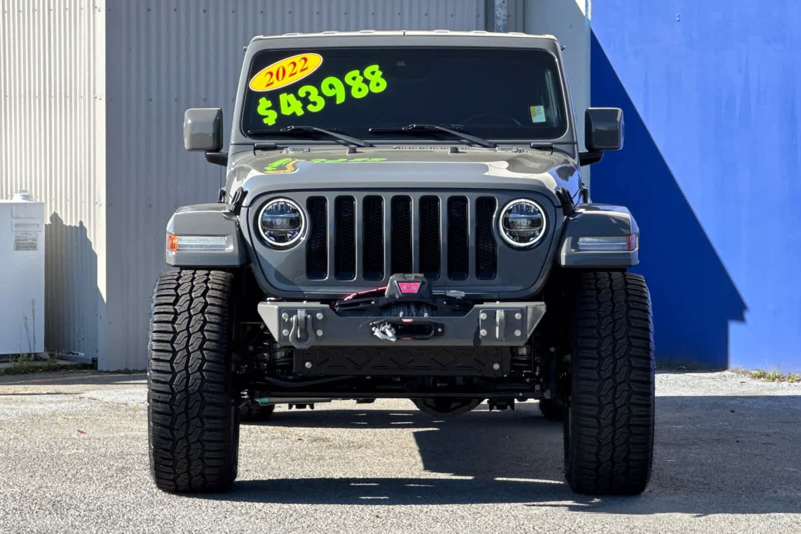 2022 Jeep Wrangler Unlimited Sahara photo 3