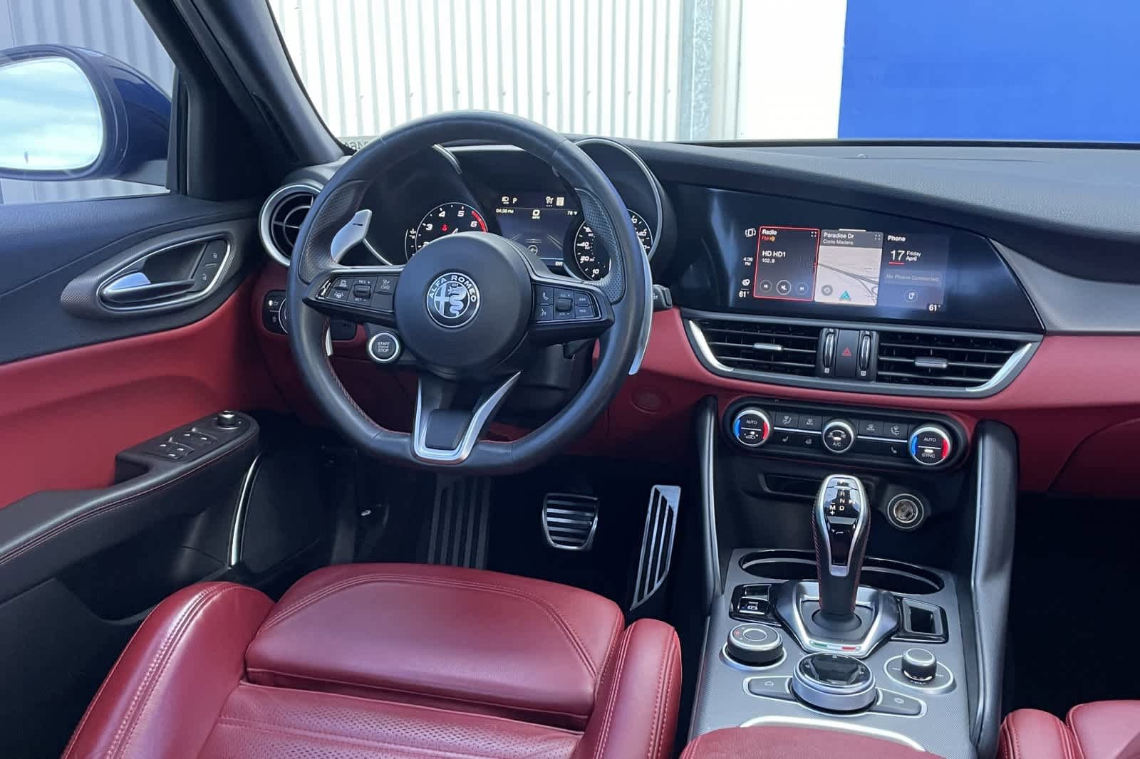 2021 Alfa Romeo Giulia Ti photo 4