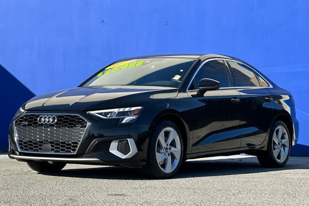 2023 Audi A3 Quattro Premium photo 3