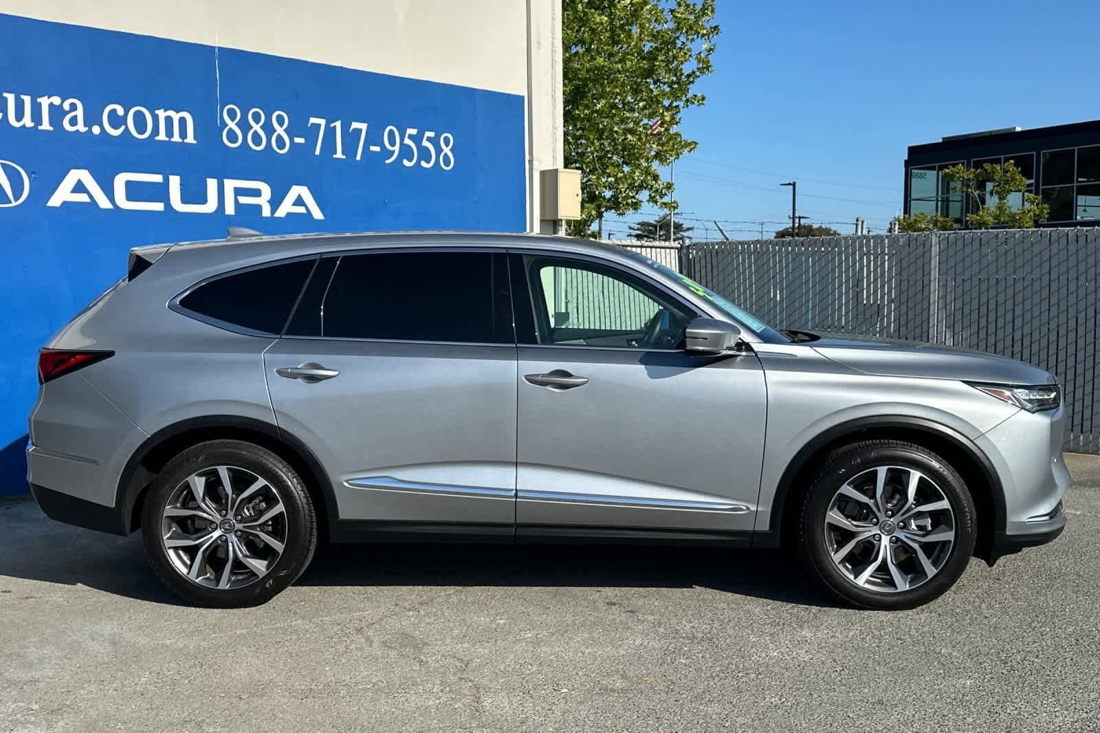 Used 2024 Acura MDX Technology Package with VIN 5J8YD9H43RL006987 for sale in Corte Madera, CA