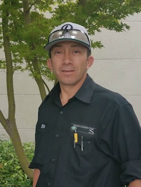 Staff member Otto Lima from ID_954d3526b357