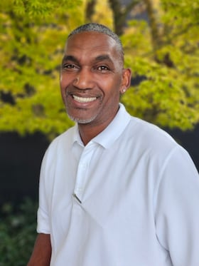 Staff member Gile White from ID_ec2bd09f9fd1