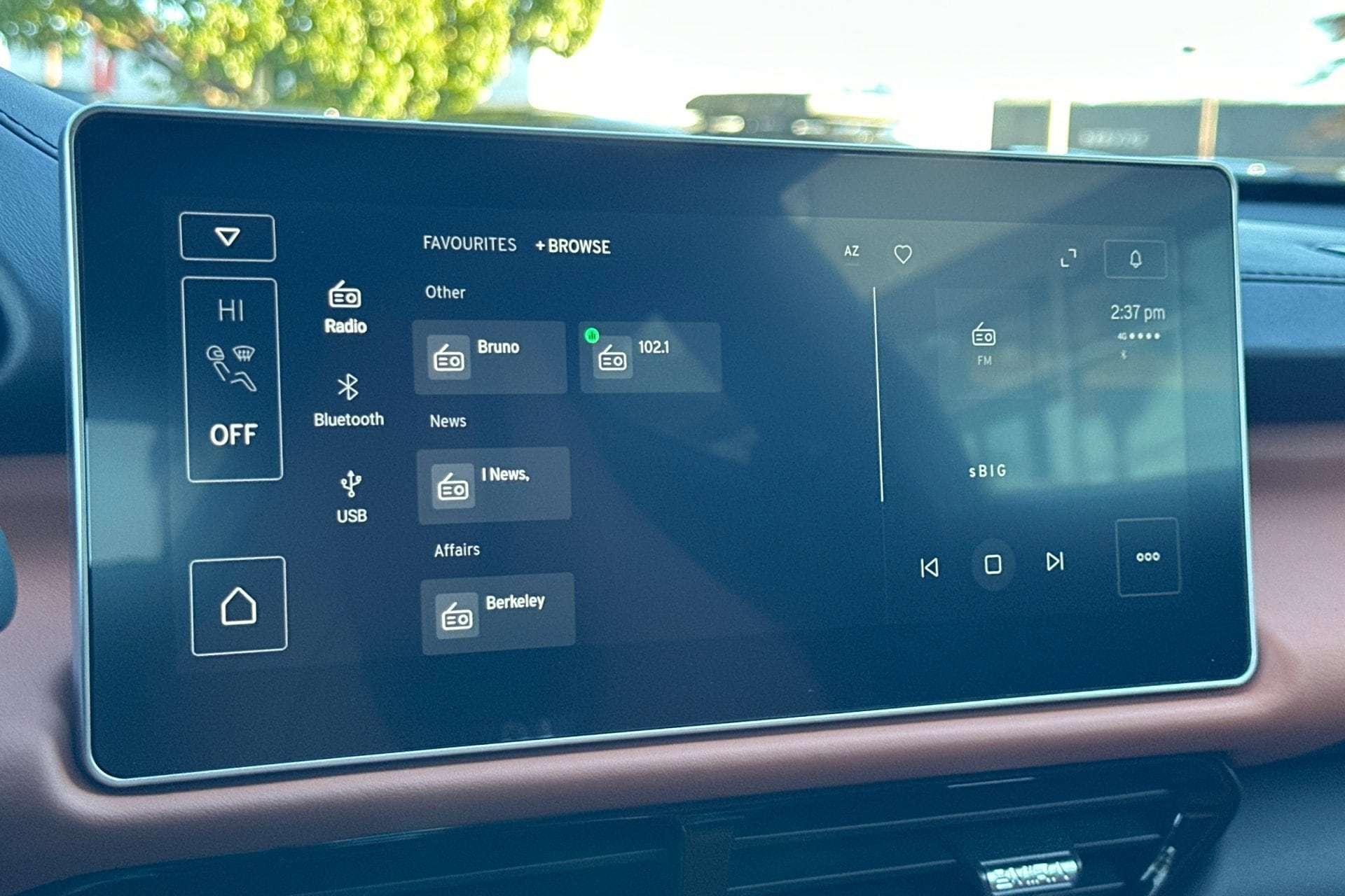 2026 Lotus Emira - Photo 18