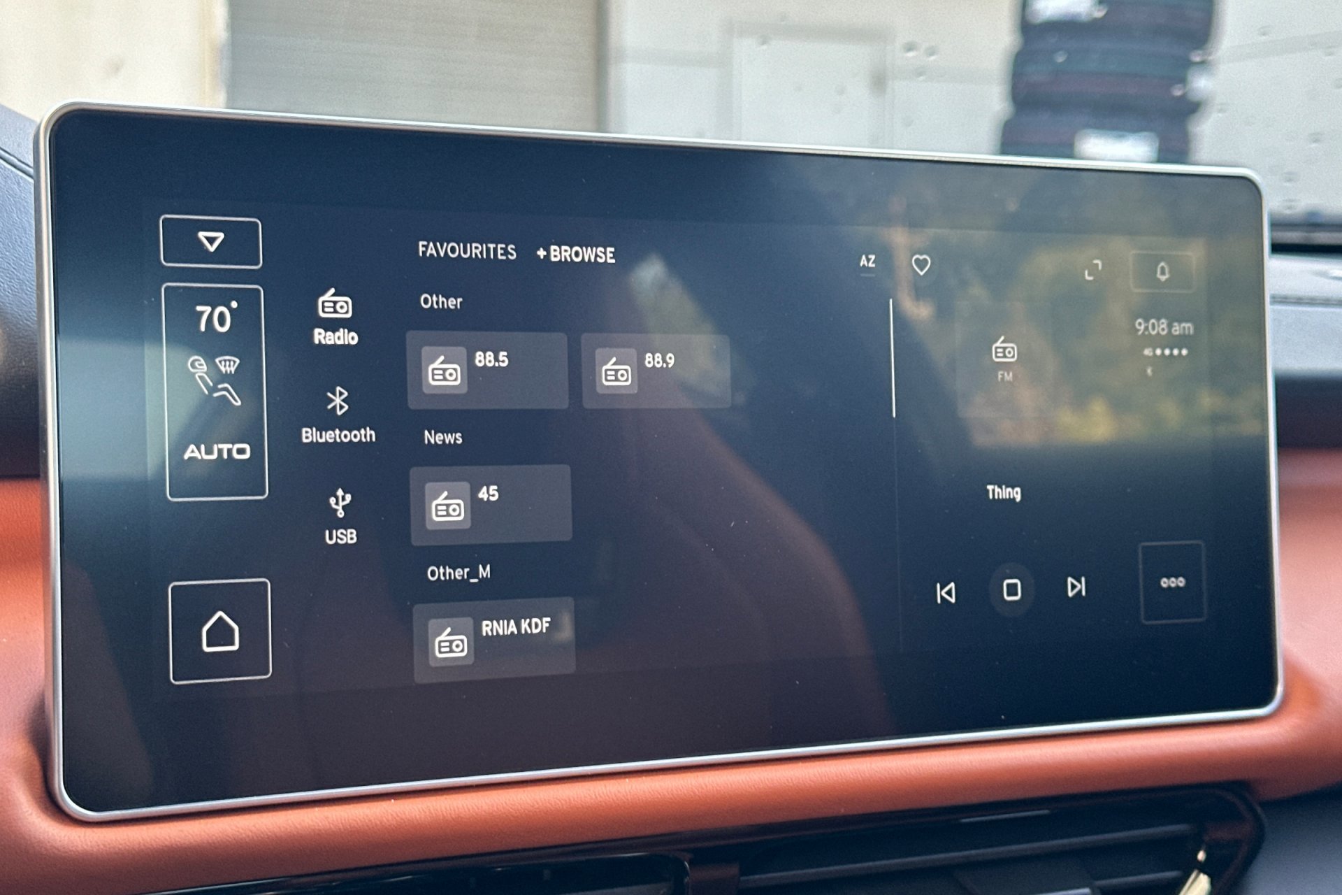 2026 Lotus Emira Turbo SE - Photo 18