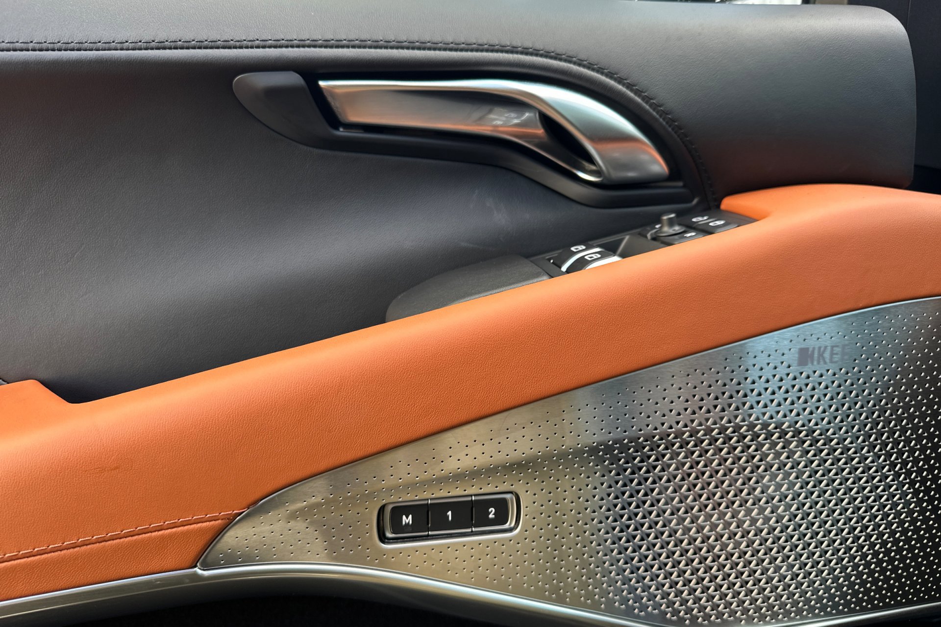 2026 Lotus Emira Turbo SE - Photo 13