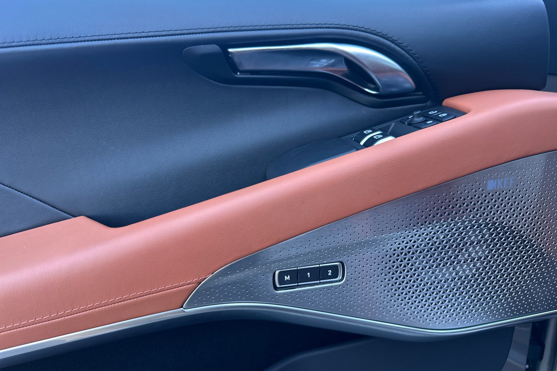 2026 Lotus Emira - Photo 13
