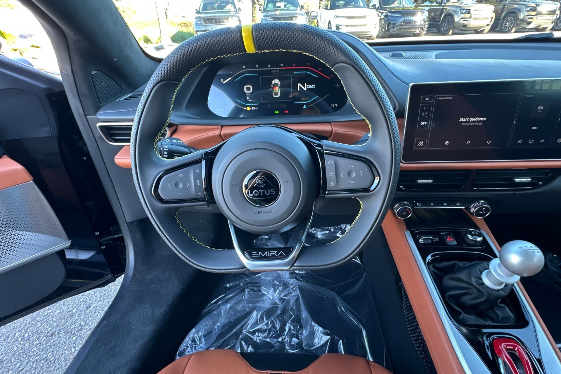 2026 Lotus Emira - Photo 15