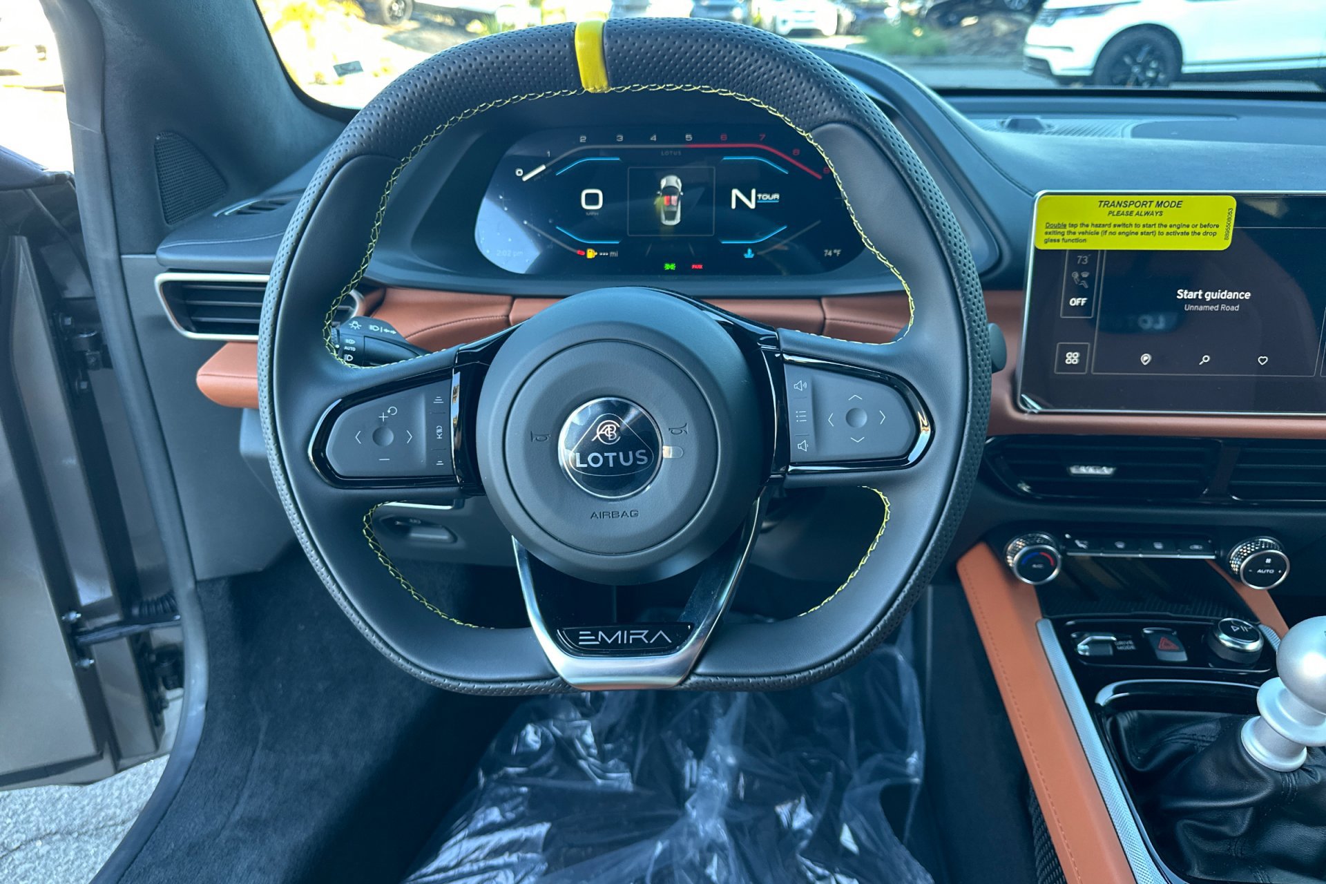 2026 Lotus Emira - Photo 15