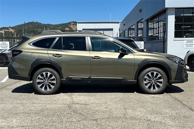 2025 Subaru Outback Limited XT photo 2