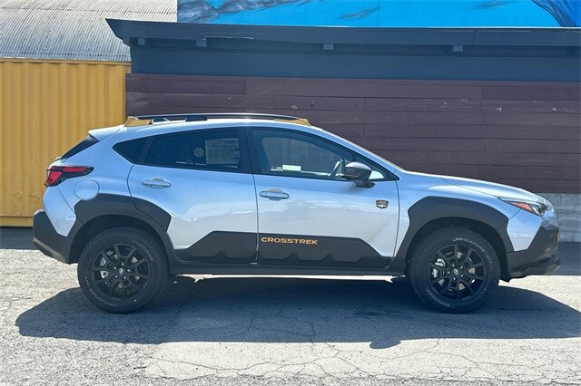 2025 Subaru Crosstrek Wilderness photo 2