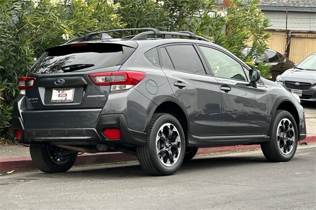2023 Subaru Crosstrek Premium photo 3