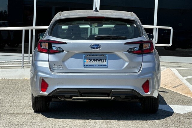 2025 Subaru Impreza Base photo 4