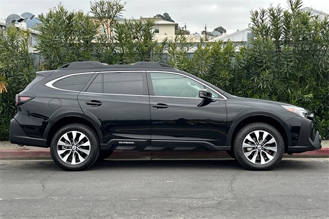 2025 Subaru Outback Limited XT photo 2