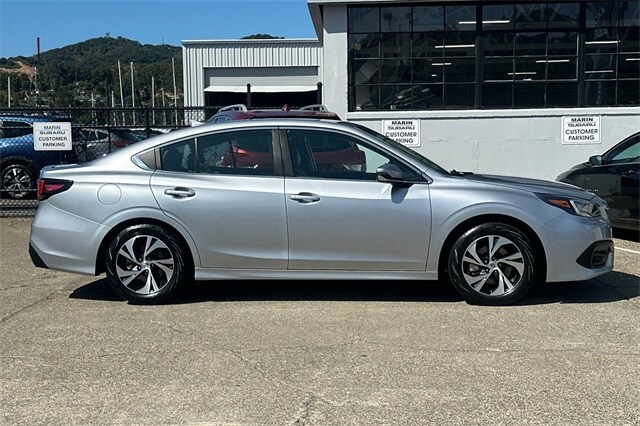 2022 Subaru Legacy Premium photo 2