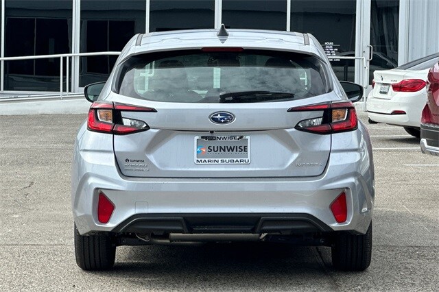 2025 Subaru Impreza Base photo 3