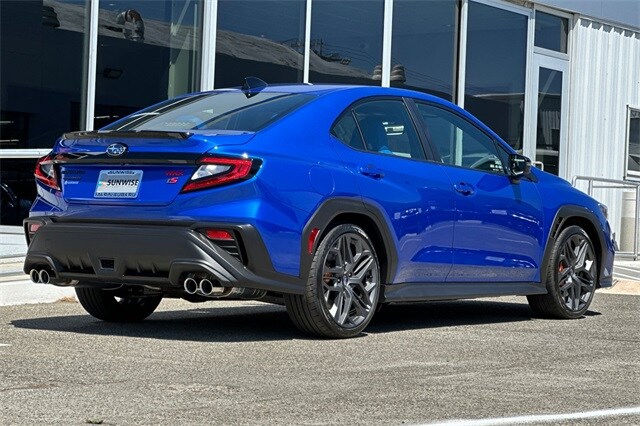 2025 Subaru WRX tS photo 3