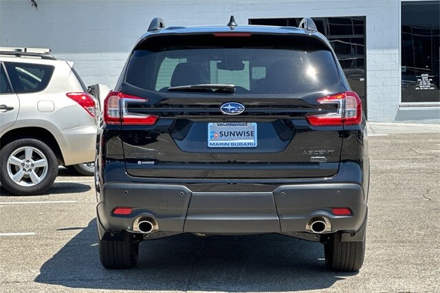 2025 Subaru Ascent Onyx Edition Touring photo 4