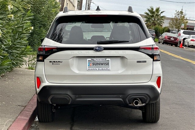 2025 Subaru Forester Limited photo 3