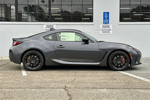 2025 Subaru BRZ tS photo 2