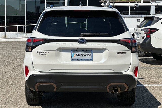 2025 Subaru Forester Sport photo 3