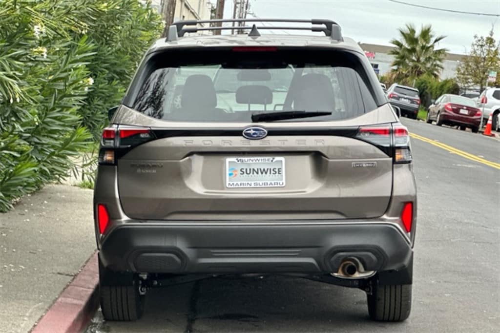 New 2025 Subaru Forester Hybrid Premium SUV