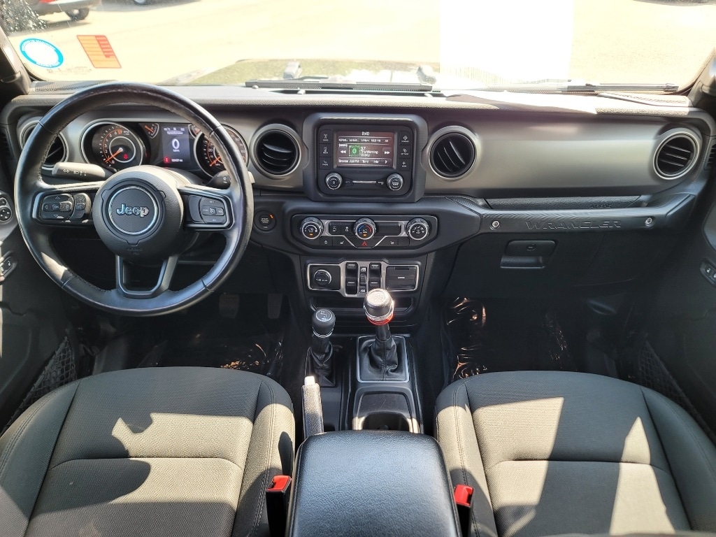View 32