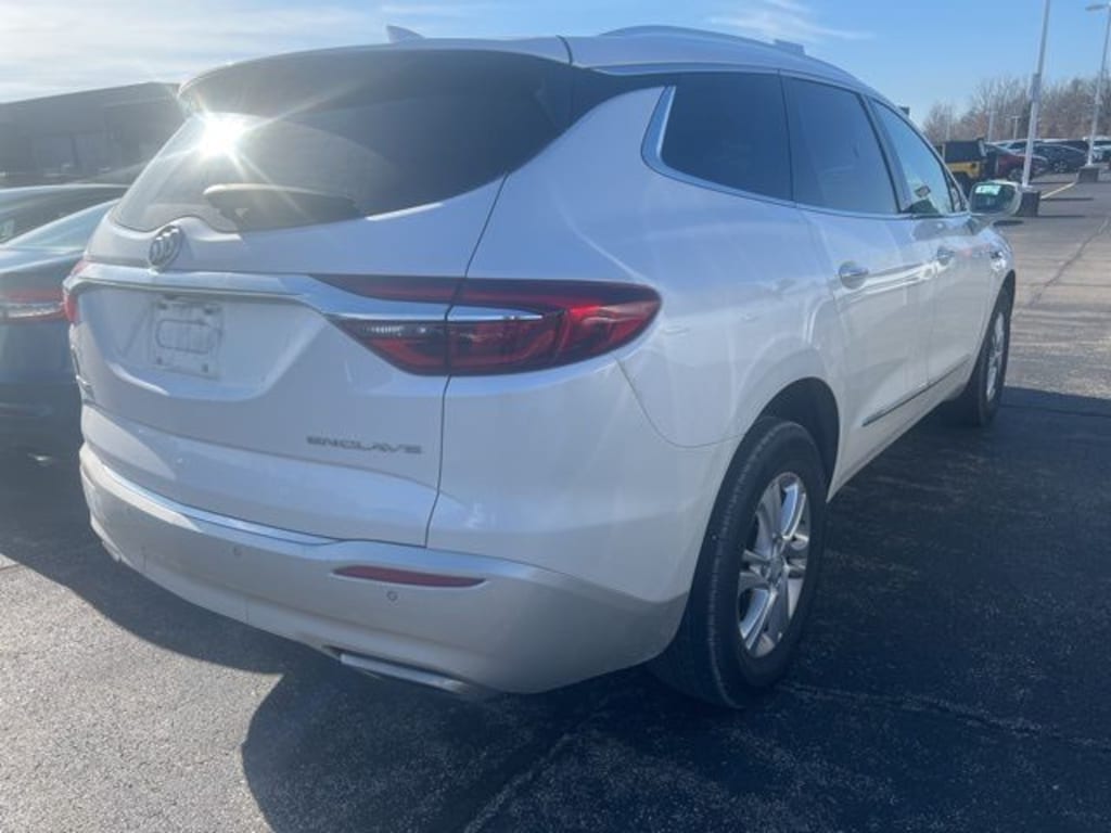 Used 2018 Buick Enclave Essence SUV