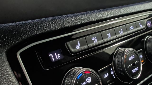 2023 Volkswagen Atlas Cross Sport SEL R-Line Black - Photo 26