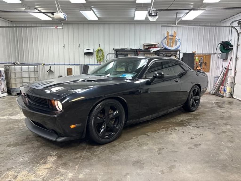 Used 2013 Dodge Challenger SXT Coupe