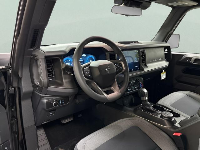 2025 Ford Bronco 2-Door Base - Photo 17