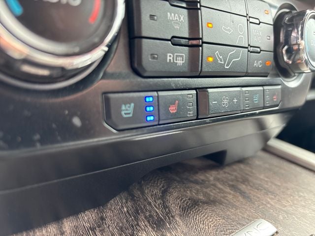 2017 Ford F-250 Super Duty Lariat - Photo 29