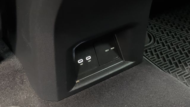 2023 Volkswagen Atlas Cross Sport SEL R-Line Black - Photo 30