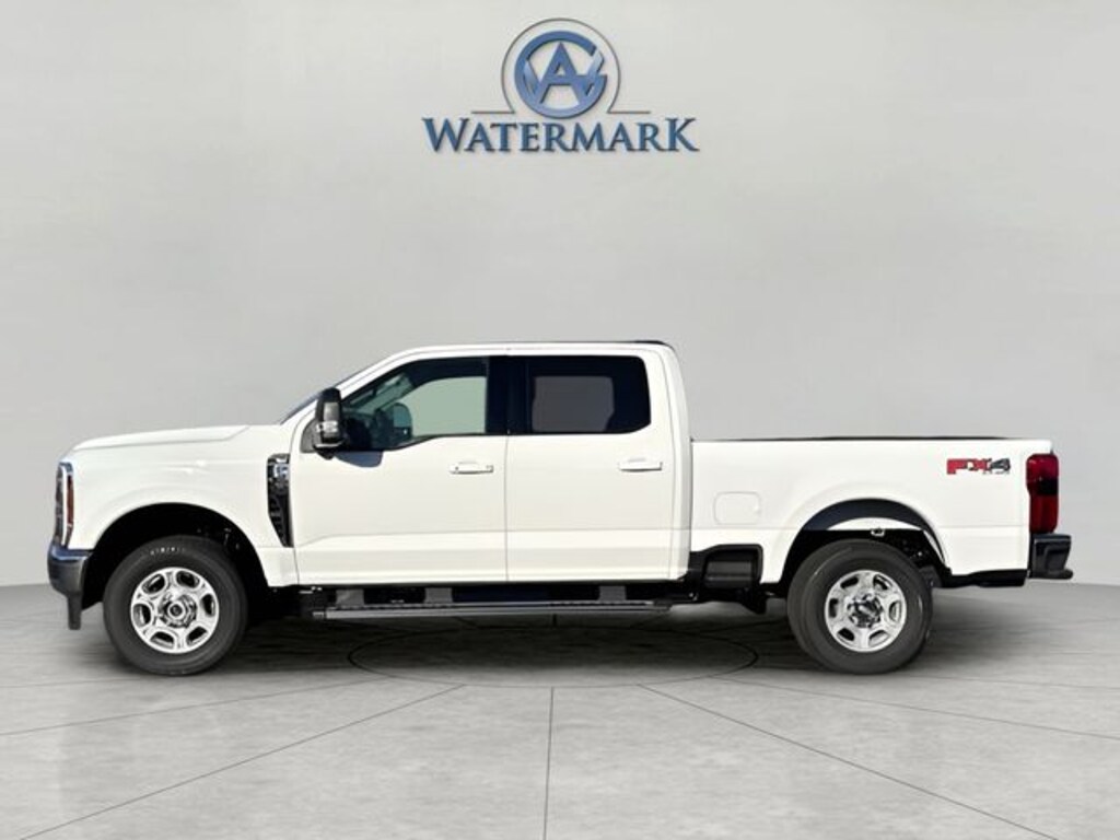 New 2026 Ford F-250 XLT Truck Crew Cab
