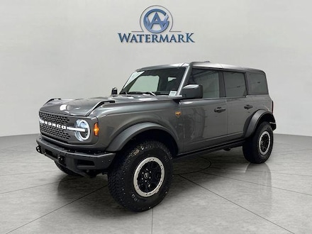 2025 Ford Bronco Badlands SUV